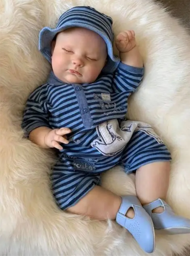Baby Products Kit For Newborn - طقم دمية جوزيف المولودة من جديد