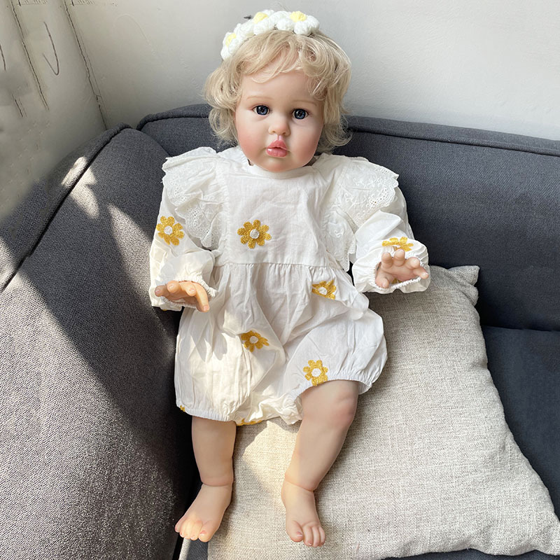 دمية طفلة أميرة إيلي واقعية بط - مراجعة Baby Products For Skin وسعره